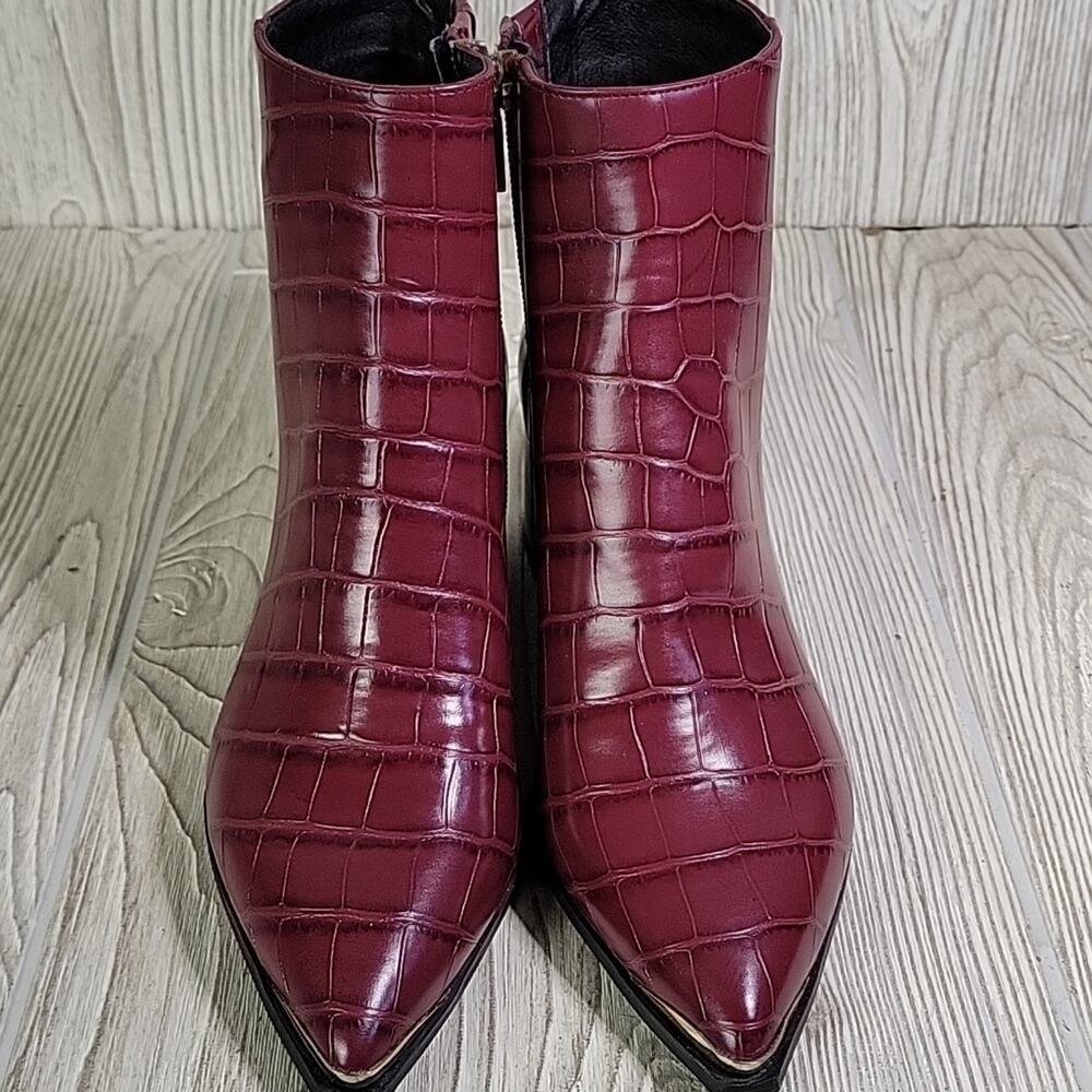 Kenneth Cole Roanne Burgundy Croc Print Ankle Bootie Womens Size 5.5 NEW - Picture 5 of 16